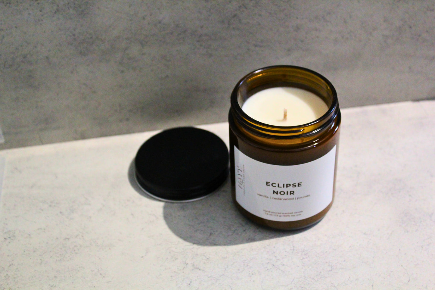 Eclipse Noir | Vanilla & Cedarwood & Prunes
