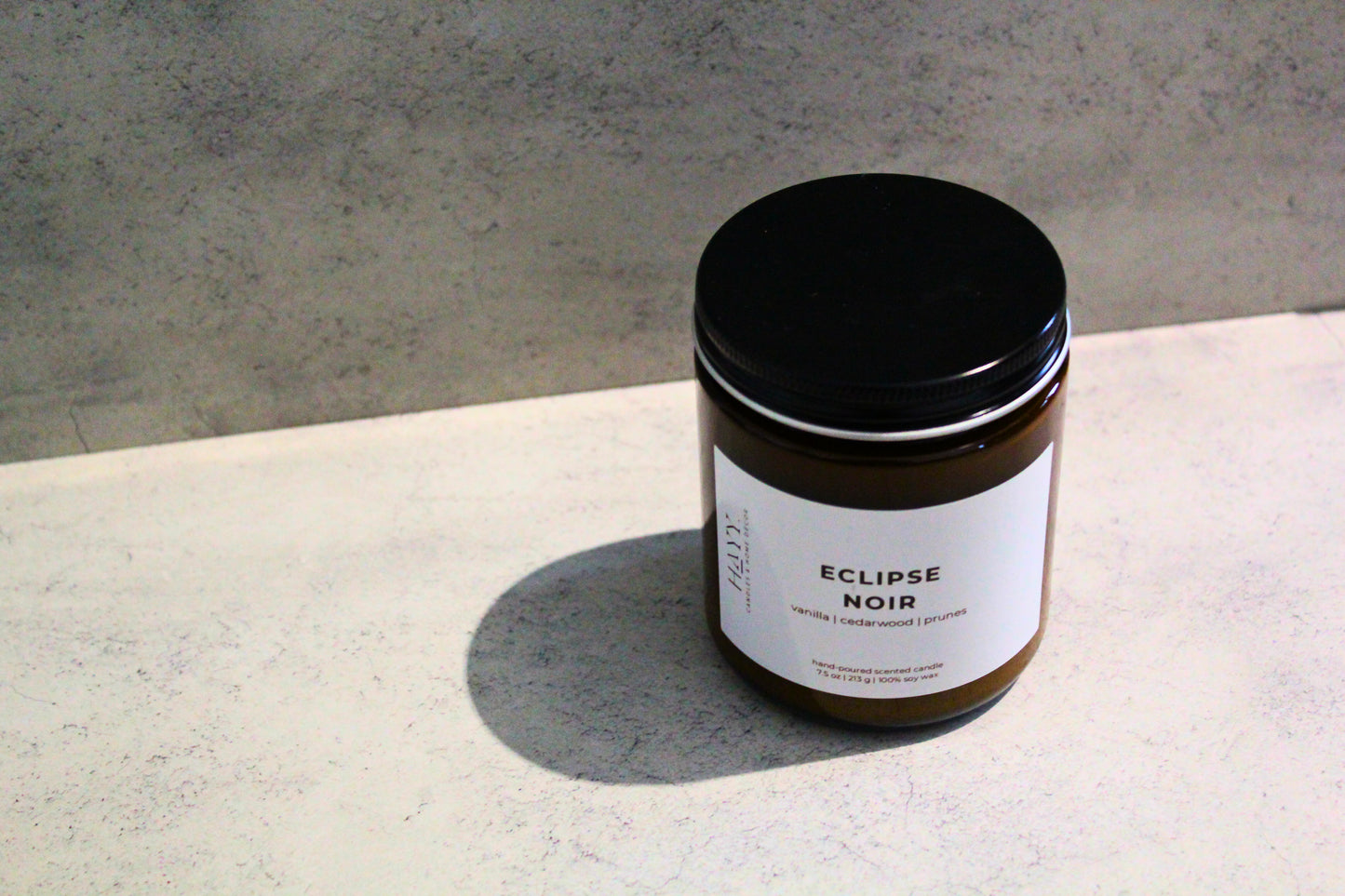 Eclipse Noir | Vanilla & Cedarwood & Prunes